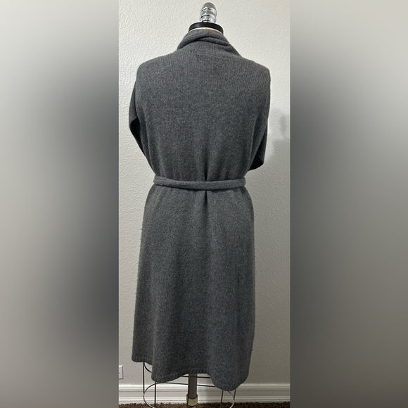 Calypso St. Barth Cashmere kaftan cardigan vest. Grey Mélange. Size L - Picture 2 of 16